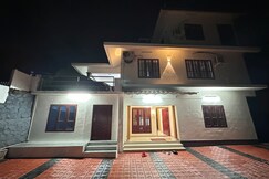 Richards Home Stay - 3BHK