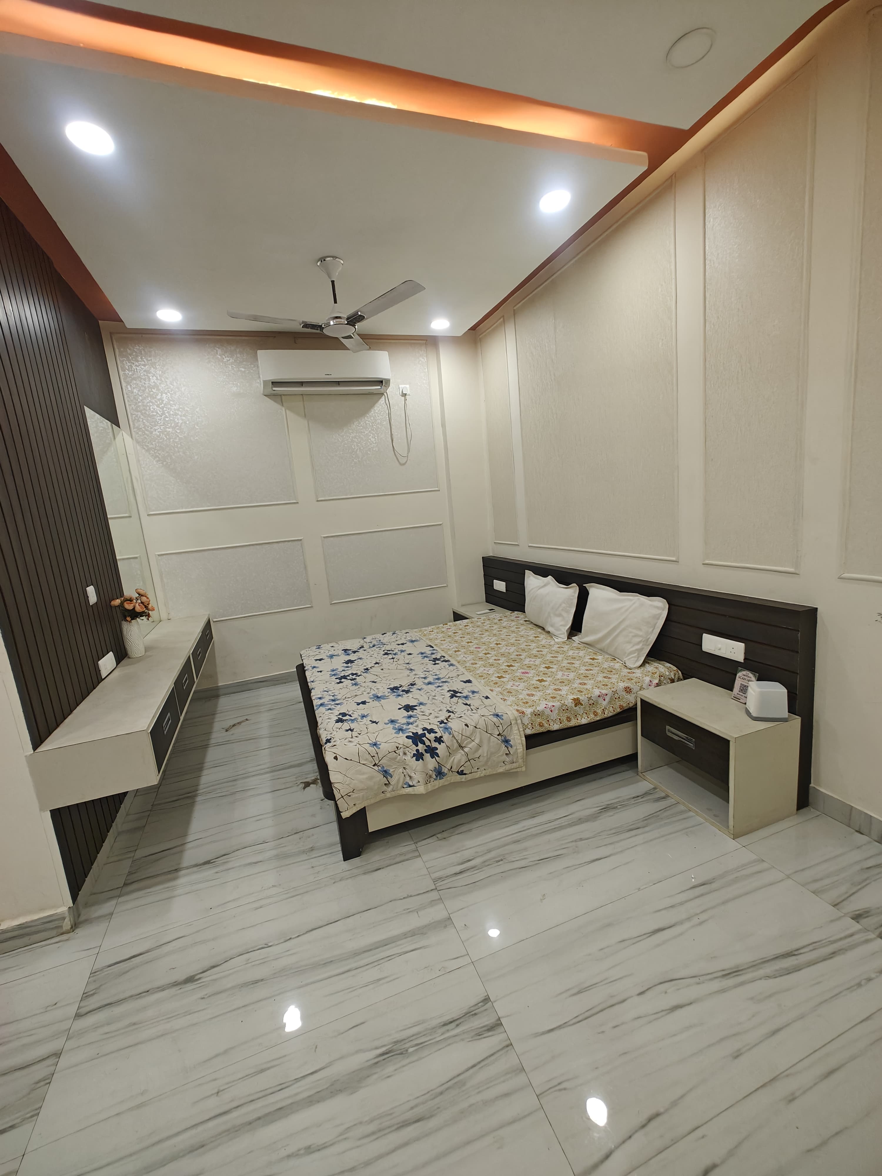 Hotel Celebration - Tap to explore photos