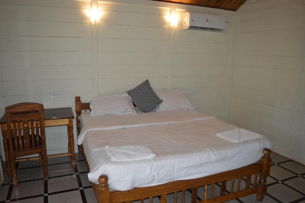 Kings Villa Garden View Cottages - Tap to explore photos