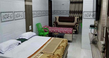 Madhavi Grand Inn Room Type - Standard AC Room
