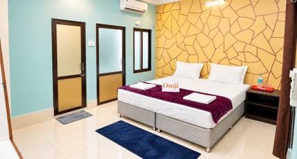 Omji Ashram - Shri Moun Teerth Peeth Room Type - Deluxe Double Room