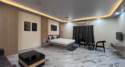 Chilapata Alpine Resort Room Type - Deluxe Room with Balcony