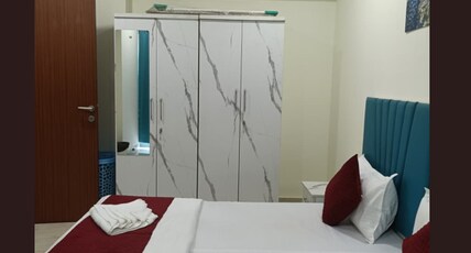 Corporate luxury stays Andheri East Room Type - Deluxe room with king size bed