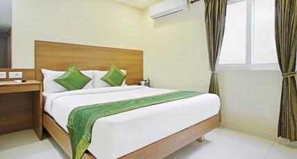 Itsy Hotels Jansi Residency Room Type - Standard Room