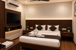 Hotel Sun- Near Mansarovar Metro Station By THC Group