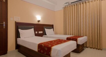 HOTEL VASHANTH KRISHNA Room Type - Executive Twin Room