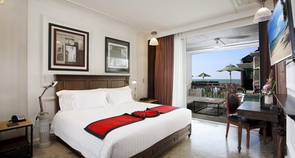 Pattaya Modus Beachfront Resort Room Type - Premium King Room with Pool Access Pattaya Modus Beachfront Resort Room Type - Premium King Room with Pool Access