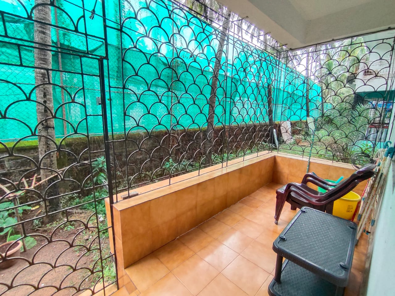 Dona Alcina 2BHK Apartment Near Candolim Beach - Tap to explore photos