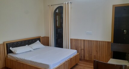 Gazing Moon Homestay Room Type - YAMUNA