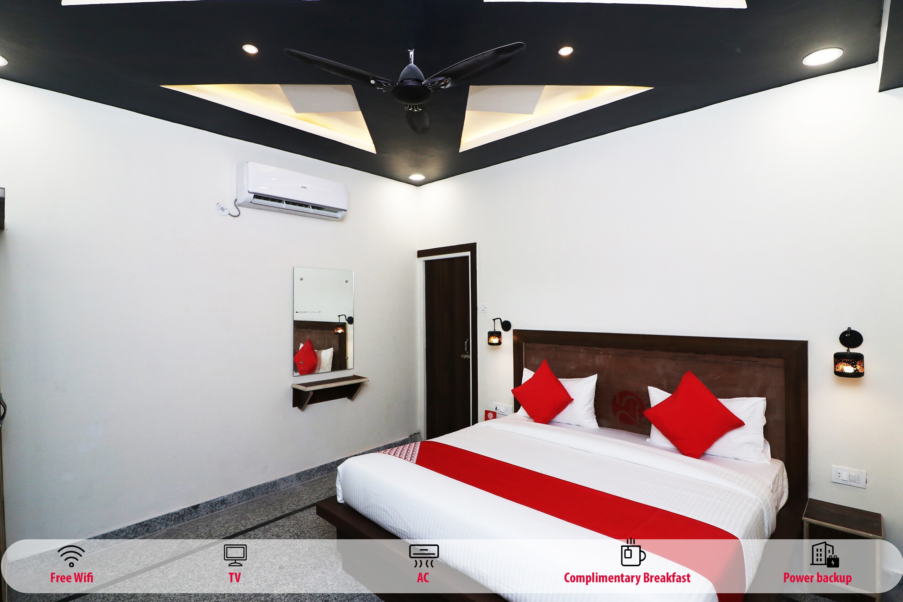 HOTEL O 03 TOWN HOUSE Shaheed Captain Shubham Gupta metro station - Tap to explore photos