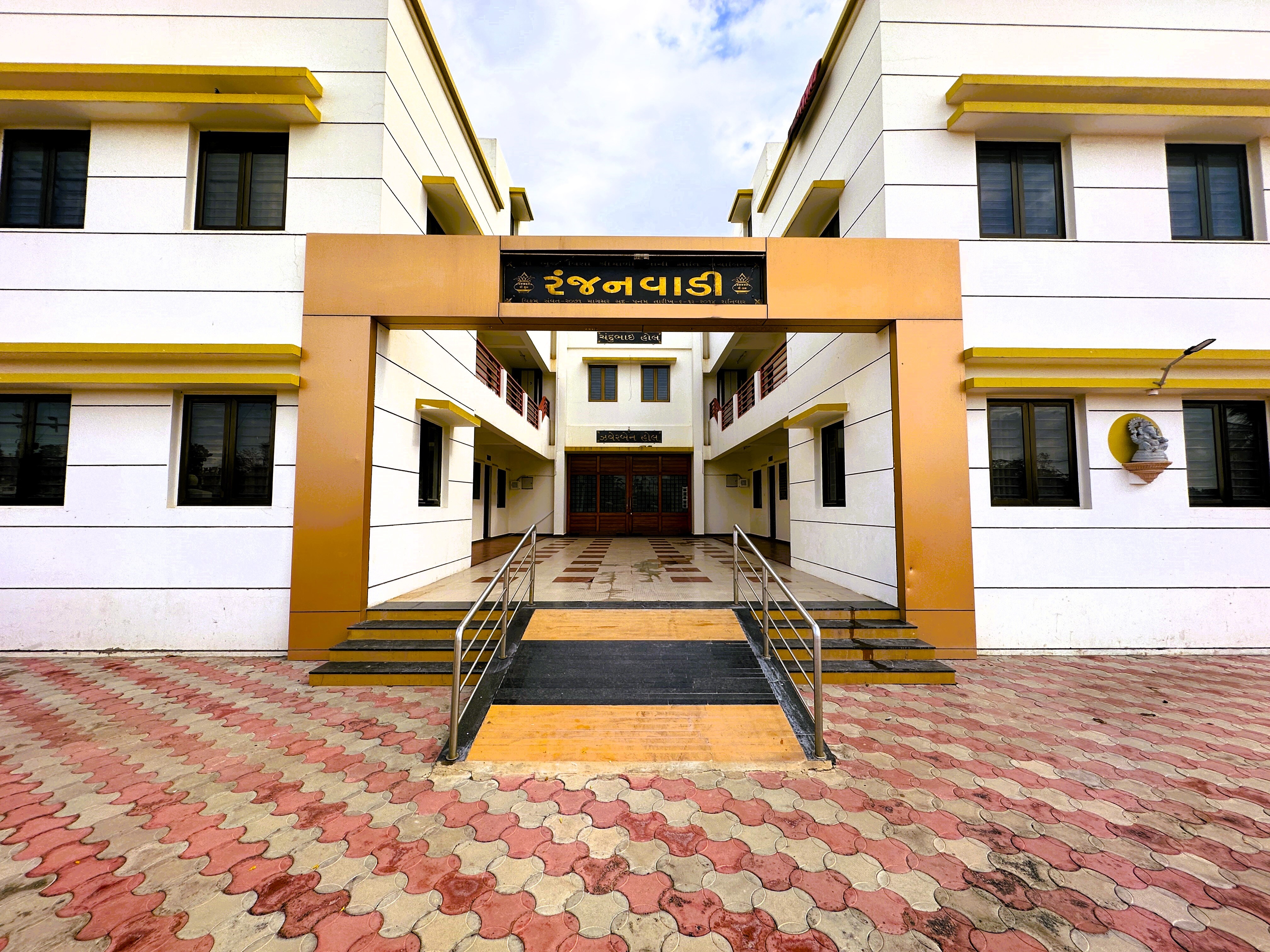 Main gallery