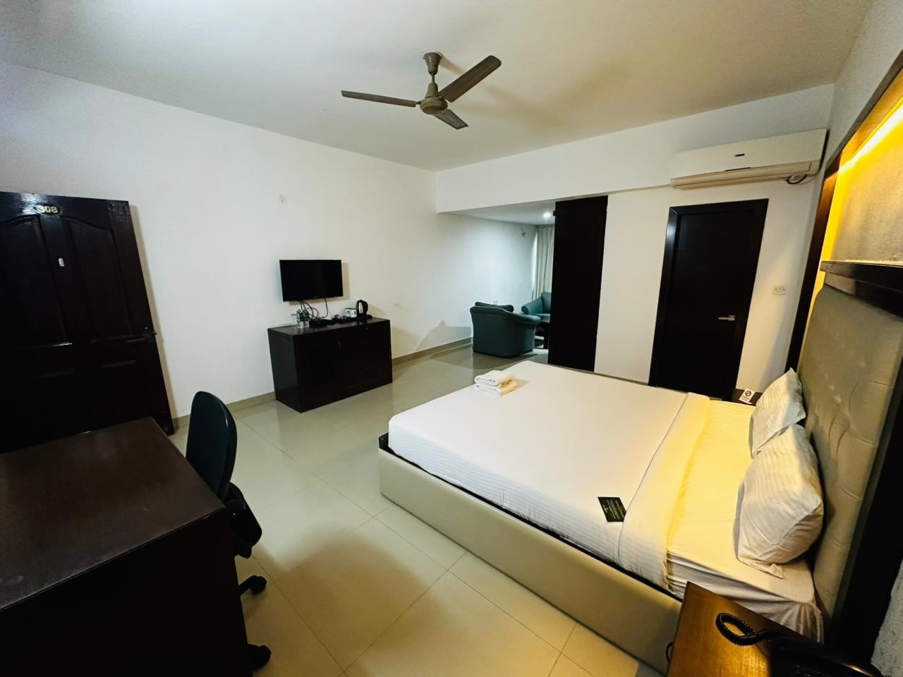 BNGV Grandeur Hotel & Banquets - Tap to explore photos
