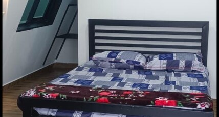 Aadhis World Room Type - Bedroom 3