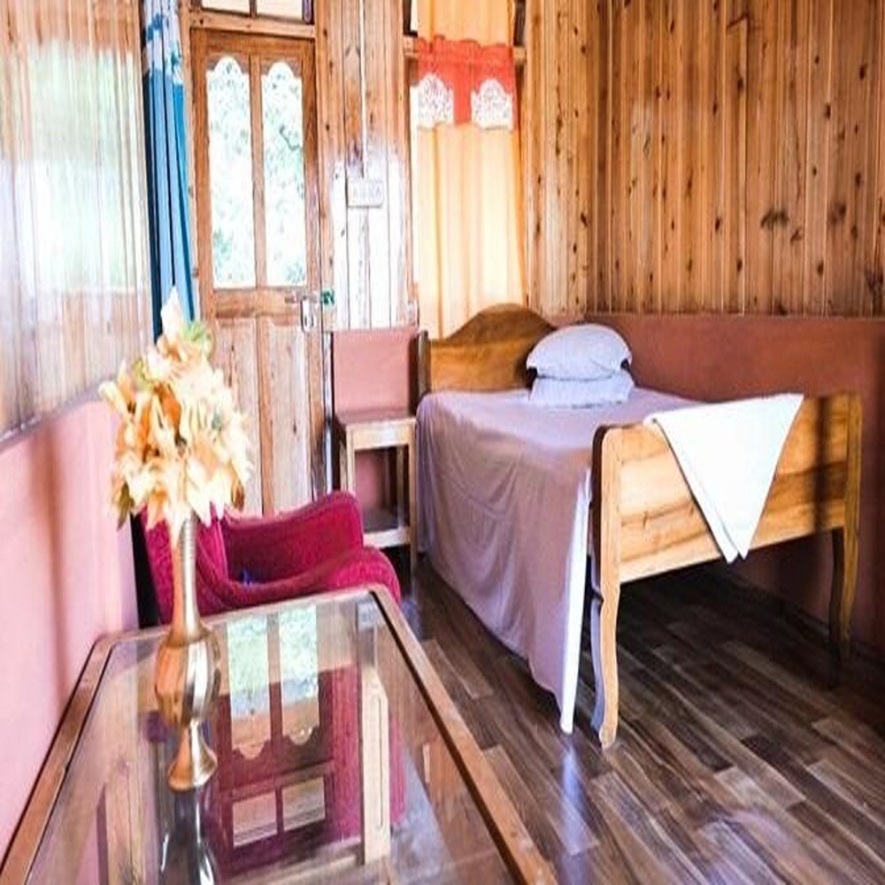 Orange Garden Homestay - Tap to explore photos