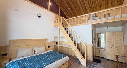 whistling woods resort Room Type - Wooden Family Room