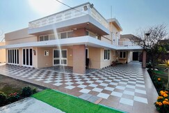 Sarkaria Stay Villa