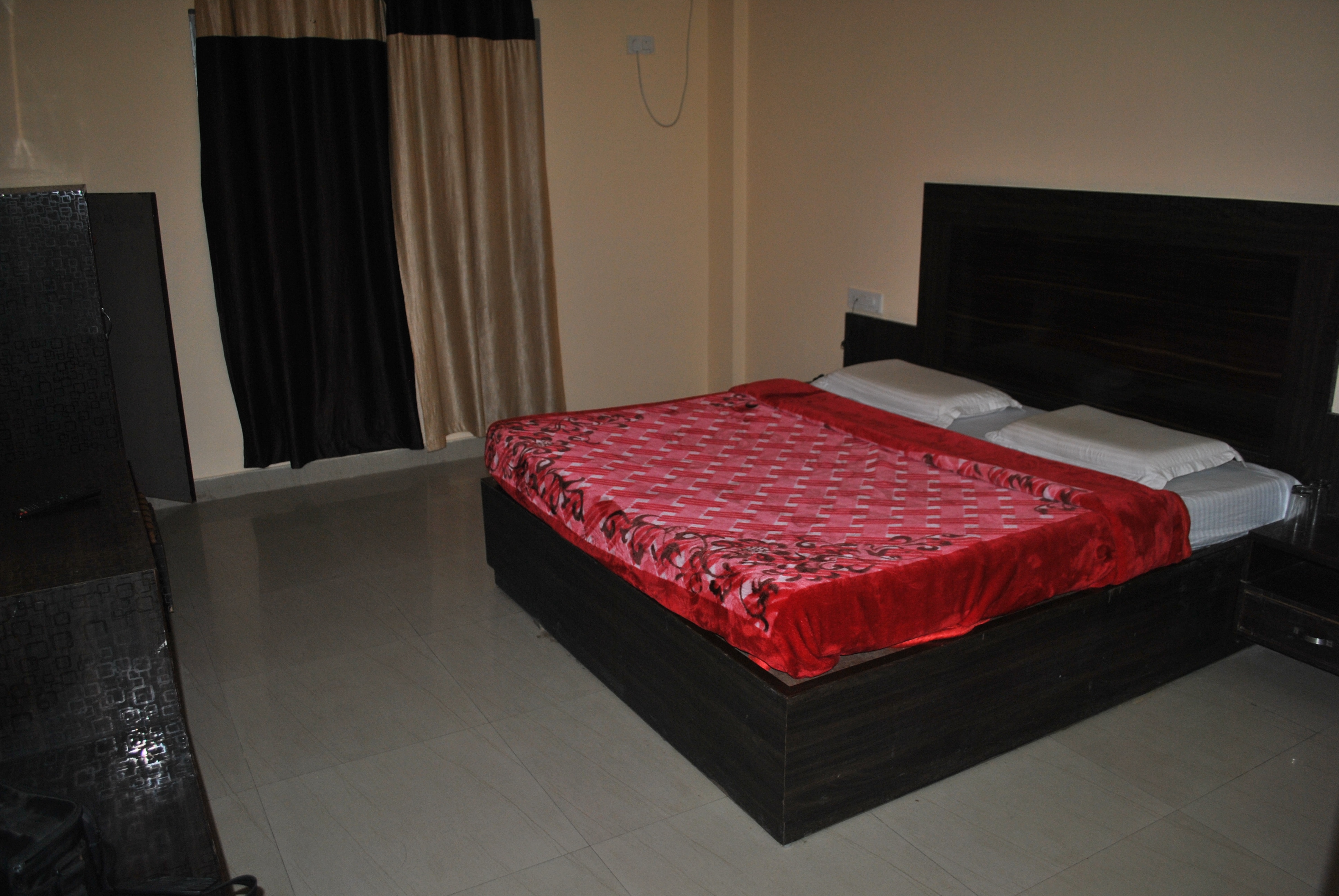 Hotel Jai Mata Di - Tap to explore photos