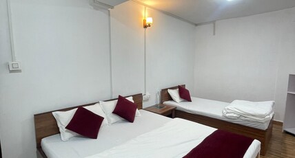 Hillnest Darjeeling Room Type - Bedroom 5