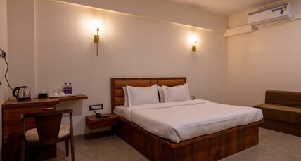 VITS Select Casuarina Diveagar Room Type - Deluxe Room