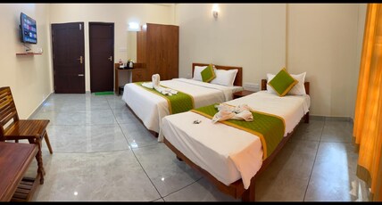 Siva Bharg Room Type - Luxury Triple Room with Sea View