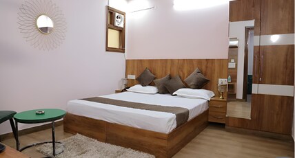 Sandalwood Hotel | Sec-38, Near Medanta Medicity Room Type - Standard Double Room Sandalwood Hotel | Sec-38, Near Medanta Medicity Room Type - Standard Double Room