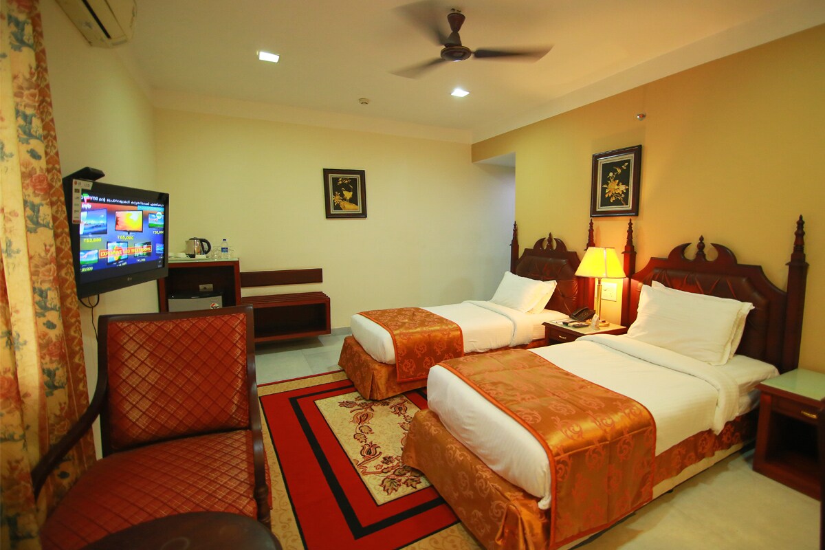 Madathil Regency Hotel - Tap to explore photos