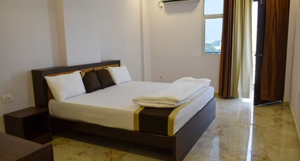 Grand pearl Hotel & Banquet Room Type - Classic