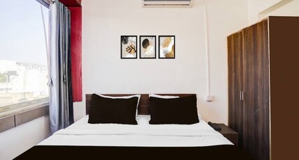 Super Hotel O, Kaveri Path, Mansarovar Room Type - Bedroom 5