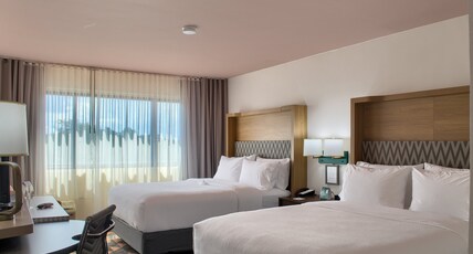 Holiday Inn MOBILE WEST - I-10 Room Type - 1 Double Bed Standard Mobil Access Tub