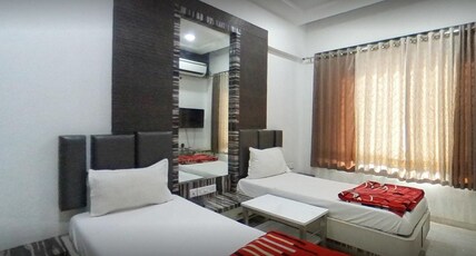 Hotel Madhur Room Type - Delux AC Room