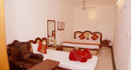 Hotel Vishal Room Type - Family Triple Room with Free WiFi Hotel Vishal Room Type - Family Triple Room with Free WiFi