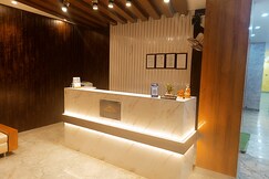 Mayna Hotel And Banquet