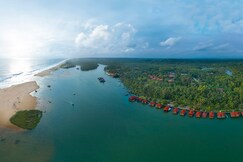 Poovar Island Resort