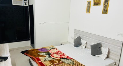 Shyam Shree Jee Room Type - Standard Room