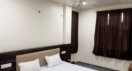 LA MONTEE BnB Room Type - KING ROOM