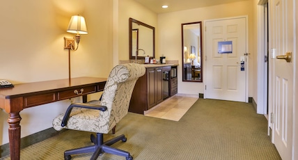 Hampton Inn & Suites by Hilton Savannah Historic District Room Type - 1 KN ACC TUB STUDIO NOSMOK