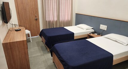 Hotel Madhuban Room Type - Deluxe Twin Room