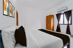 Hotel O Nettoor Junction Kochi Formerly Radhika Residency