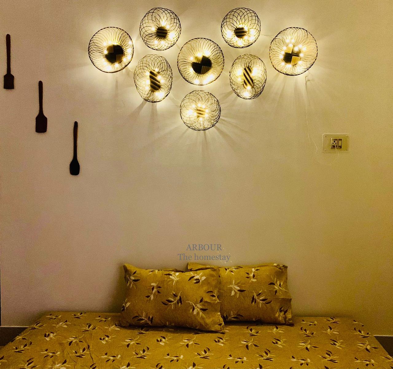 ARBOUR 3BHK Private Apartment | Zoo Road - Tap to explore photos