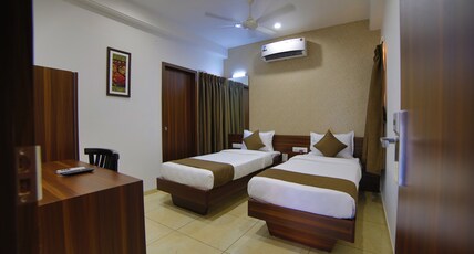 Hotel Cow Residency Room Type - Silver Room ( Twin Bed )
