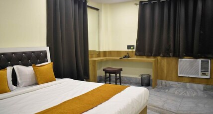 Hotel Grand Residency Room Type - Premium Executive With Balcony