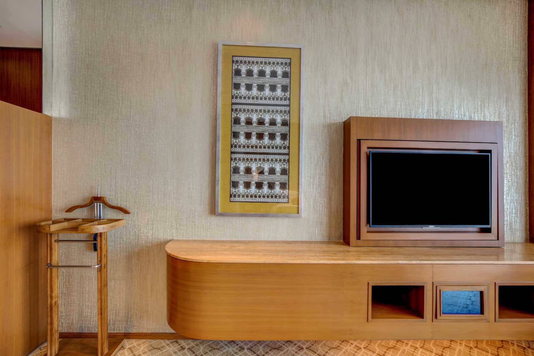 ITC Kohenur - A Luxury Collection Hotel - Tap to explore photos