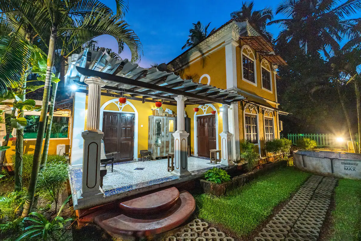 4BHK AC Luxurious Villa 250mtr fm Candolim Beach