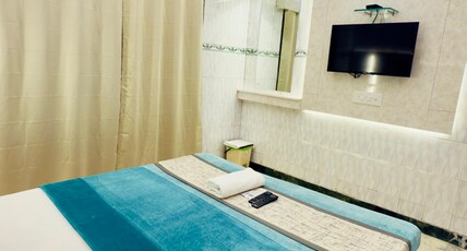 The Greens (Near Chennai Central Railway Station) Room Type - Deluxe Double AC Room