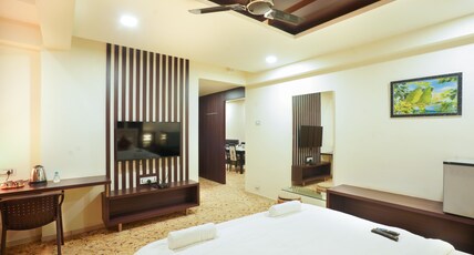 Sayaji Lodging Room Type - Standard Room Non AC