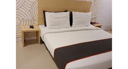 Hotel Landmark Square Room Type - Deluxe AC Room