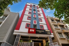 Super Townhouse Gachibowli Flyover Hyderabad