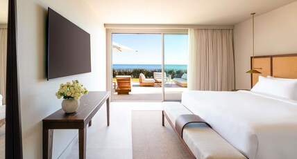 Fairmont La Hacienda Costa del Sol Room Type - LA HACIENDA SEA VIEW SUITE 4 King 4 Bedrooms - 1000sm, full kitchen, large living room