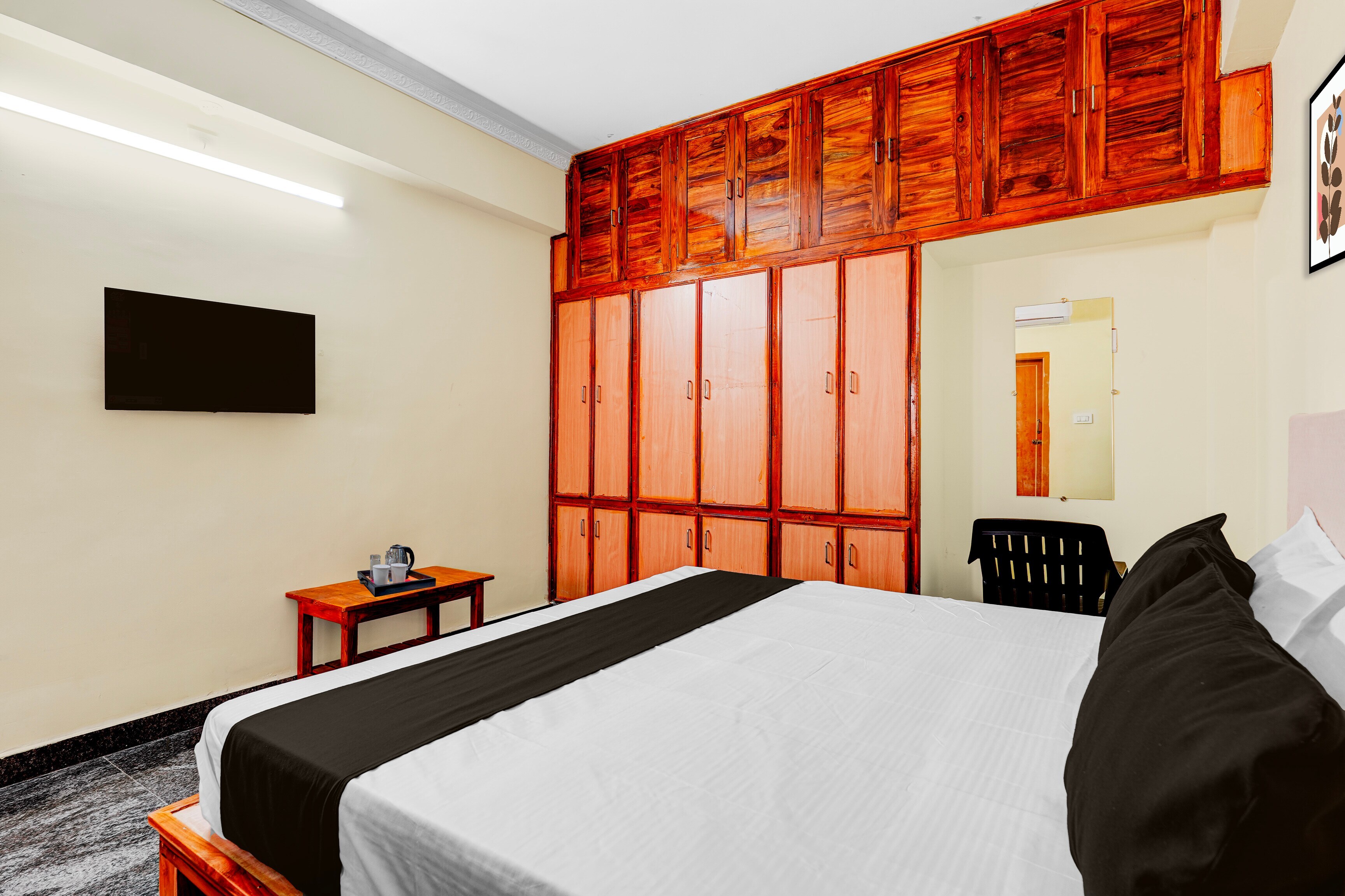 Super Hotel O Tirupati Chennai Highway Formerly Rama Home stay - Tap to explore photos