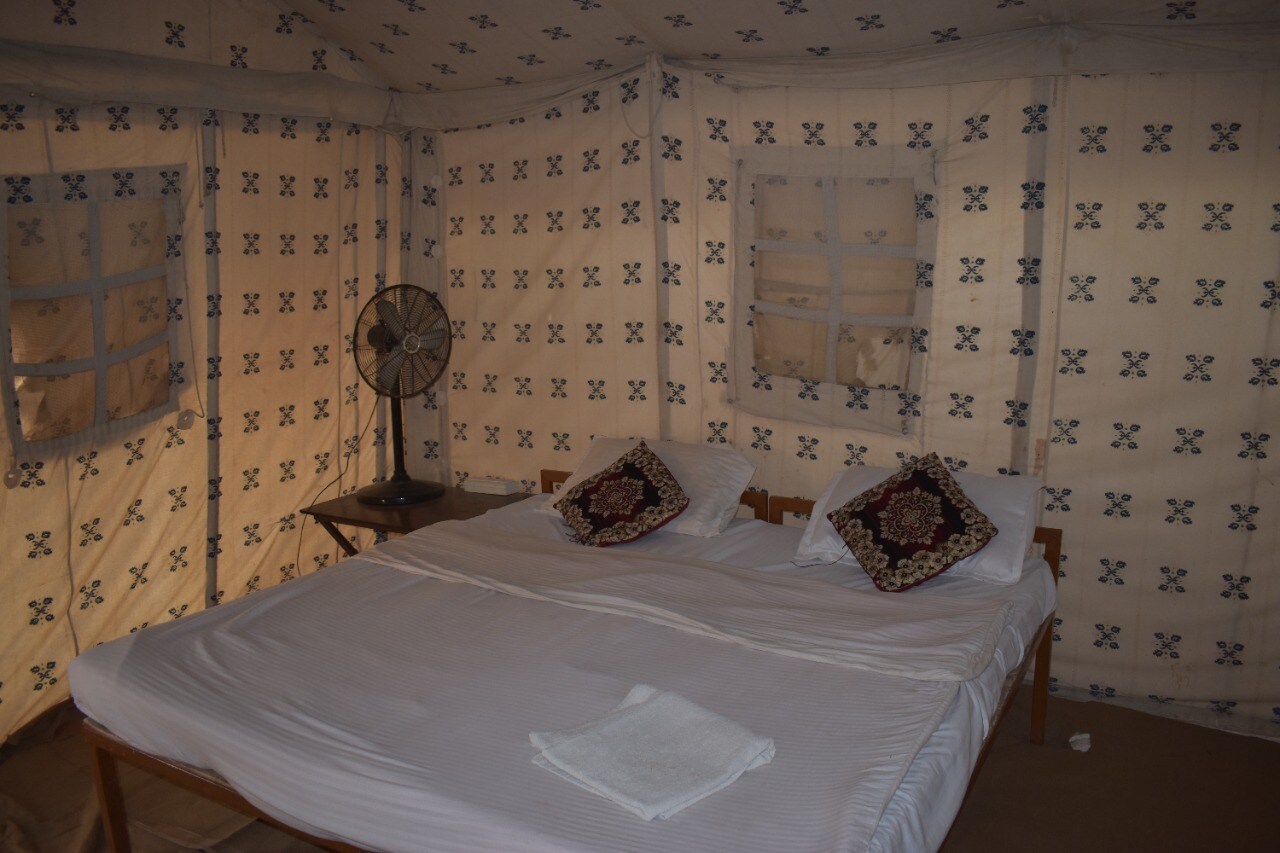 Vinayak Desert Camp - Tap to explore photos